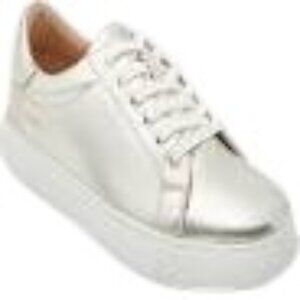 Jack Rogers Rory Sneaker in Platinum 9.5M NWT